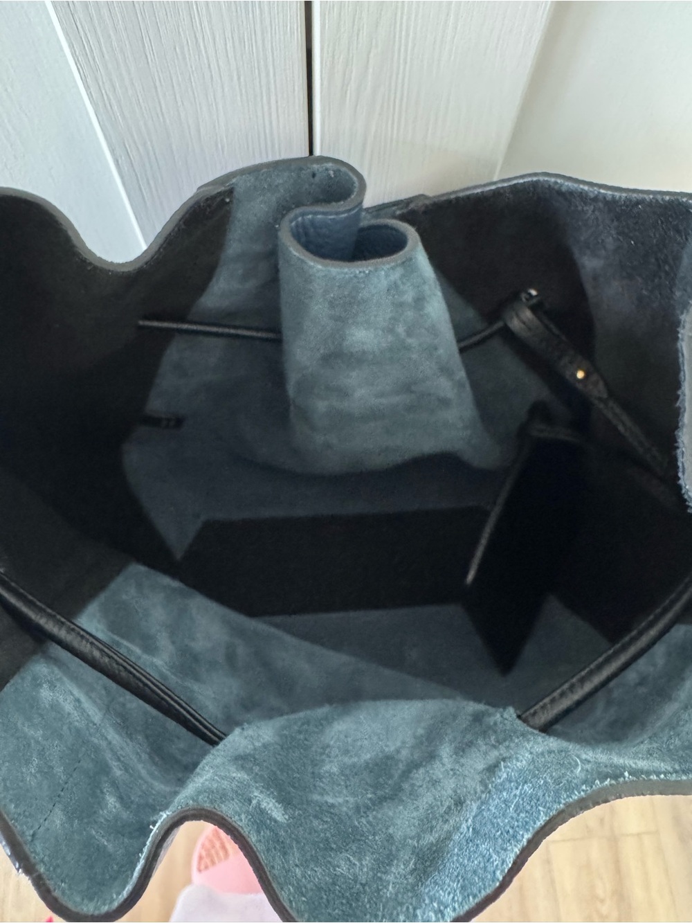 Mulberry Millie Leather Drawstring Tote Bag-Tricolor - Picture 6 of 14